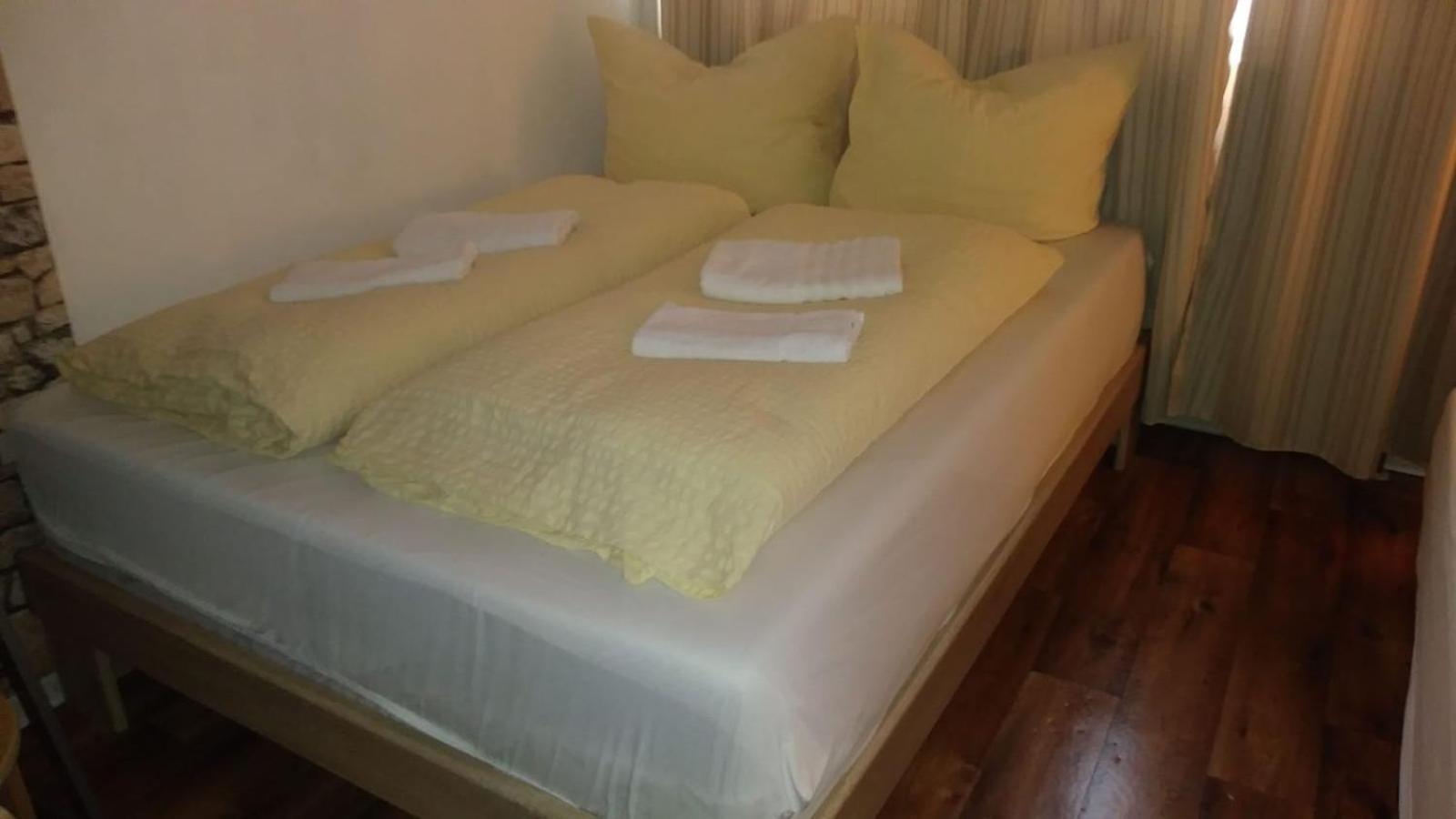 Sleep Well Rooms Stuttgart Bagian luar foto