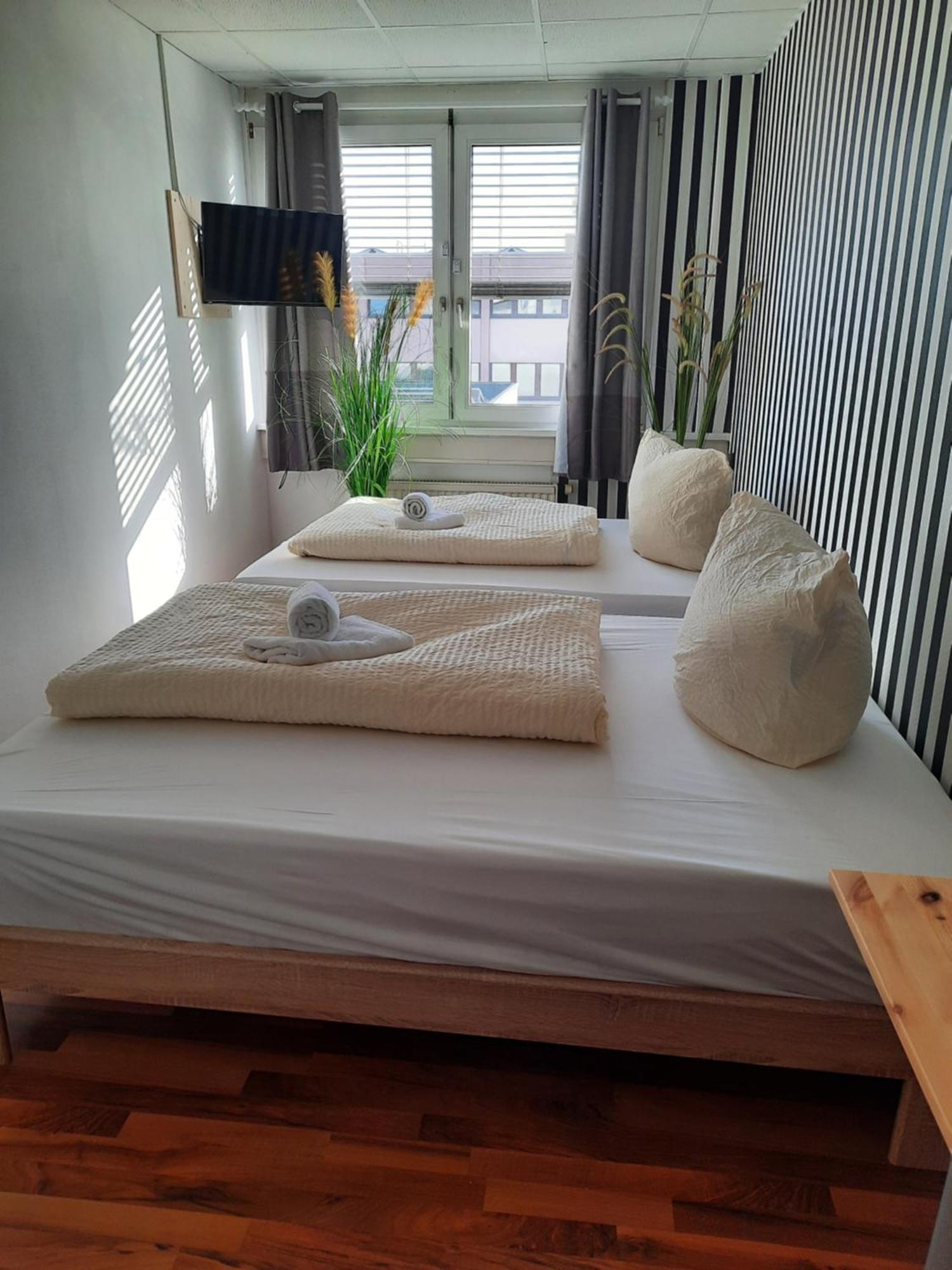 Sleep Well Rooms Stuttgart Bagian luar foto
