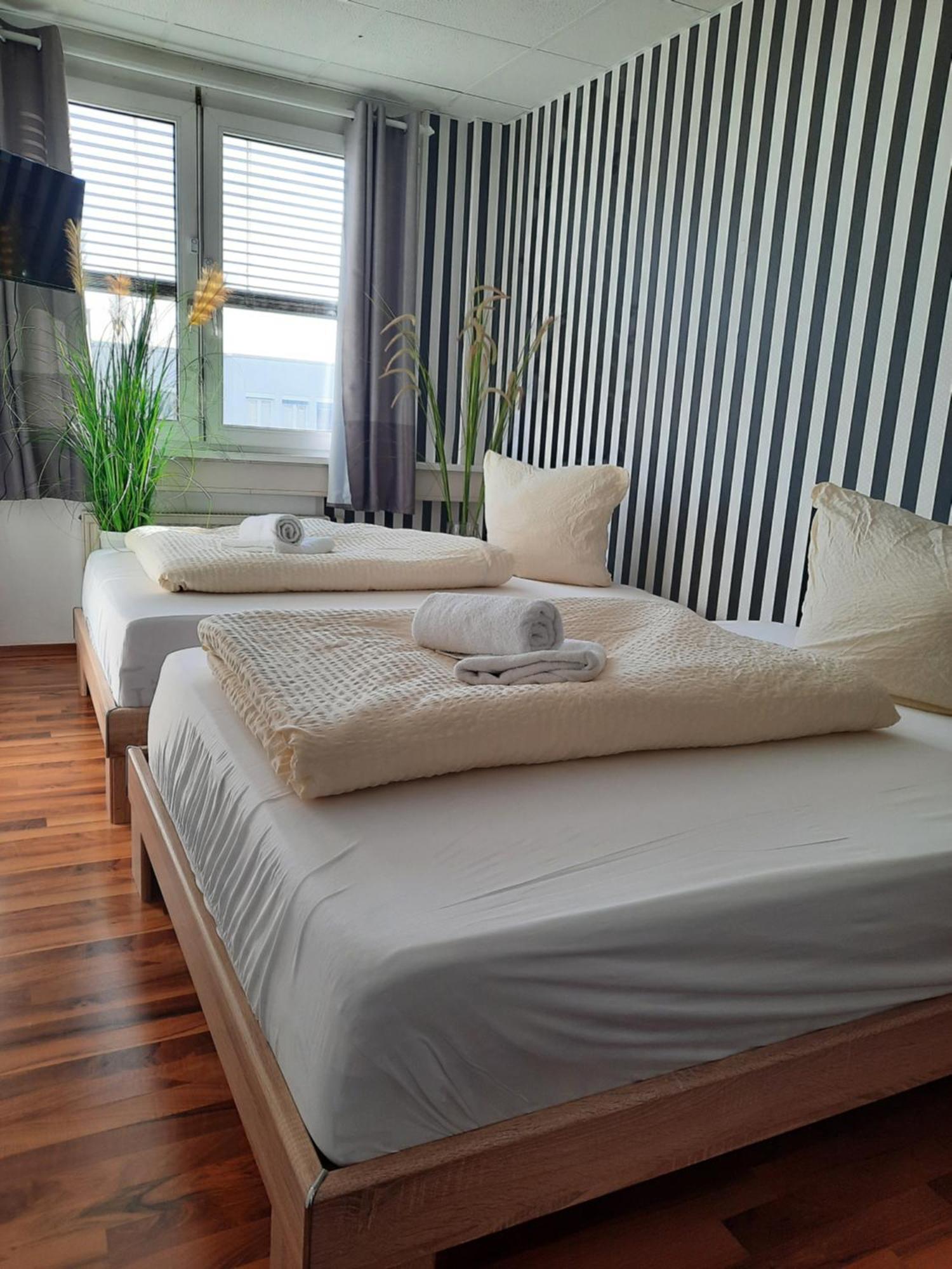 Sleep Well Rooms Stuttgart Bagian luar foto